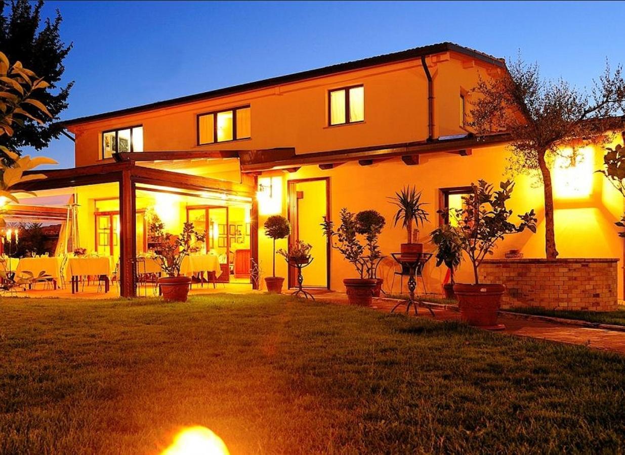 Borgo Mandoleto - Country Resort & Spa Solomeo Extérieur photo
